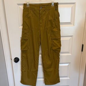 Women’s Olive Cargo Pants
